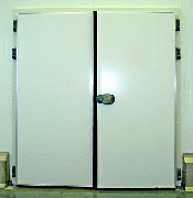 Двухстворчатые распашные двери для холодильных камер